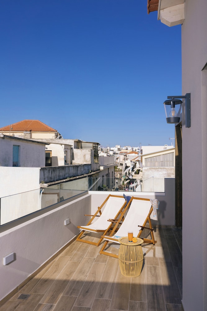 Hotel Casa Moazzo — Hotel rooms in Rethymnon