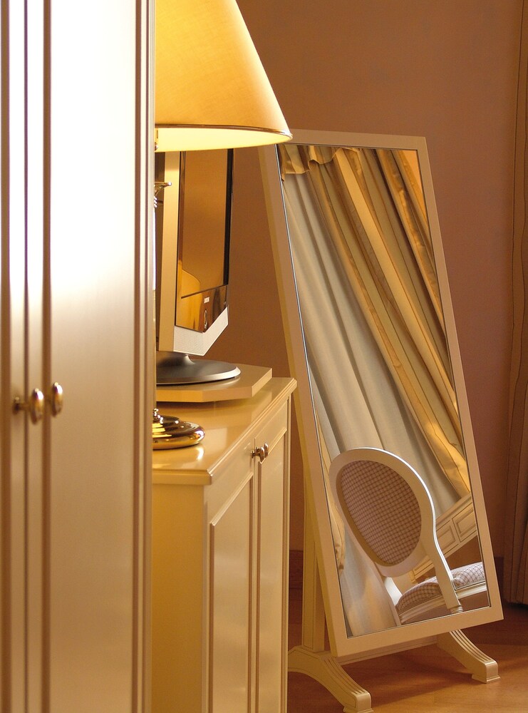Siora Vittoria Boutique Hotel — Hotel rooms in Corfu Town, Ionian Islands