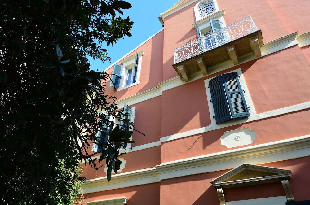 Siora Vittoria Boutique Hotel — Hotel building in Corfu Town, Ionian Islands