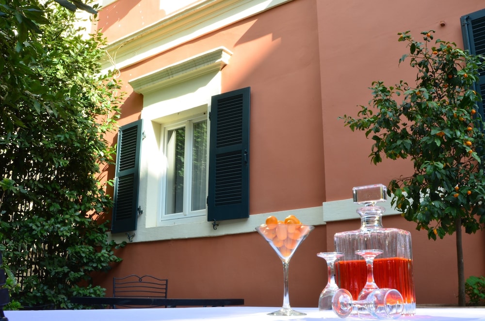 Siora Vittoria Boutique Hotel — Hotel building in Corfu Town, Ionian Islands