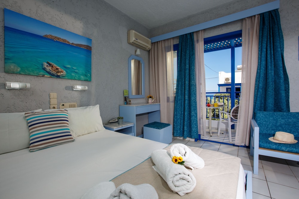 Latania Apartments — Hotel rooms in Stalida