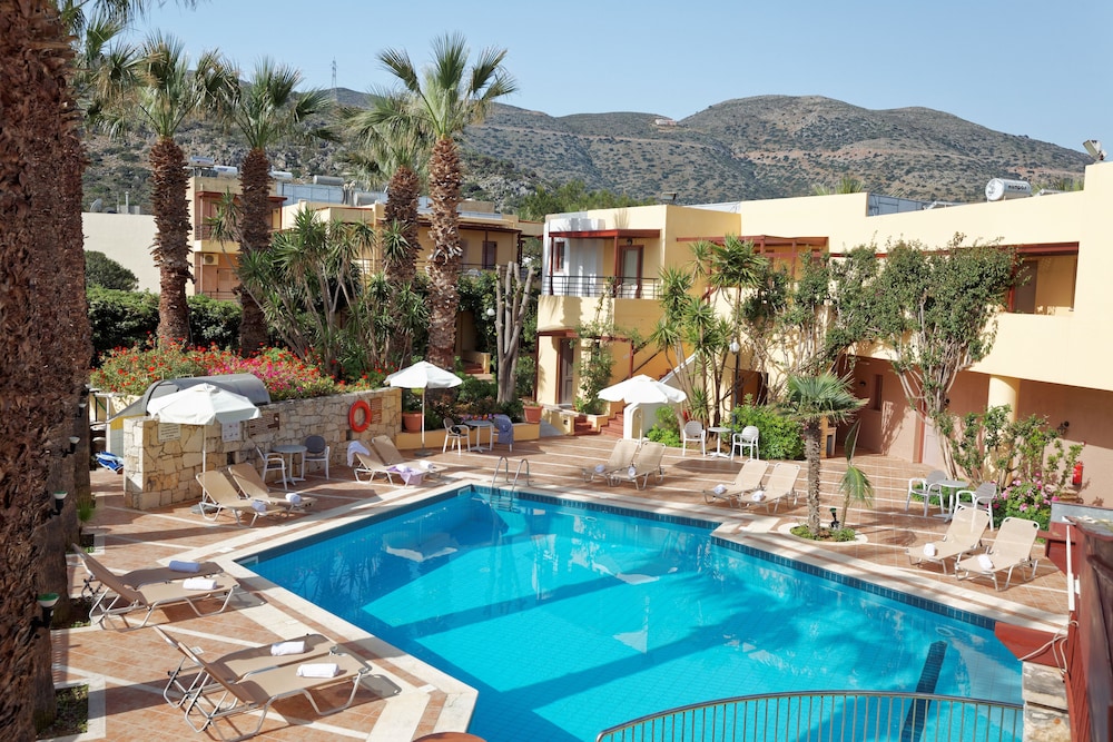 Latania Apartments — Swimming pool in Stalida