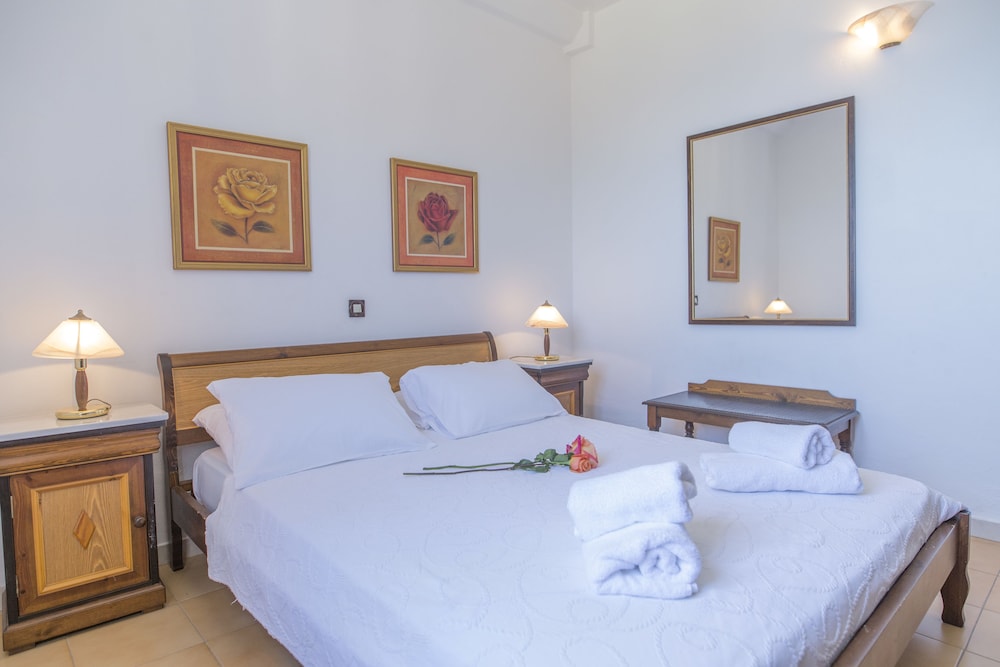 Corfu Aqua Nisaki — Rooms in Barbati, Ionian Islands