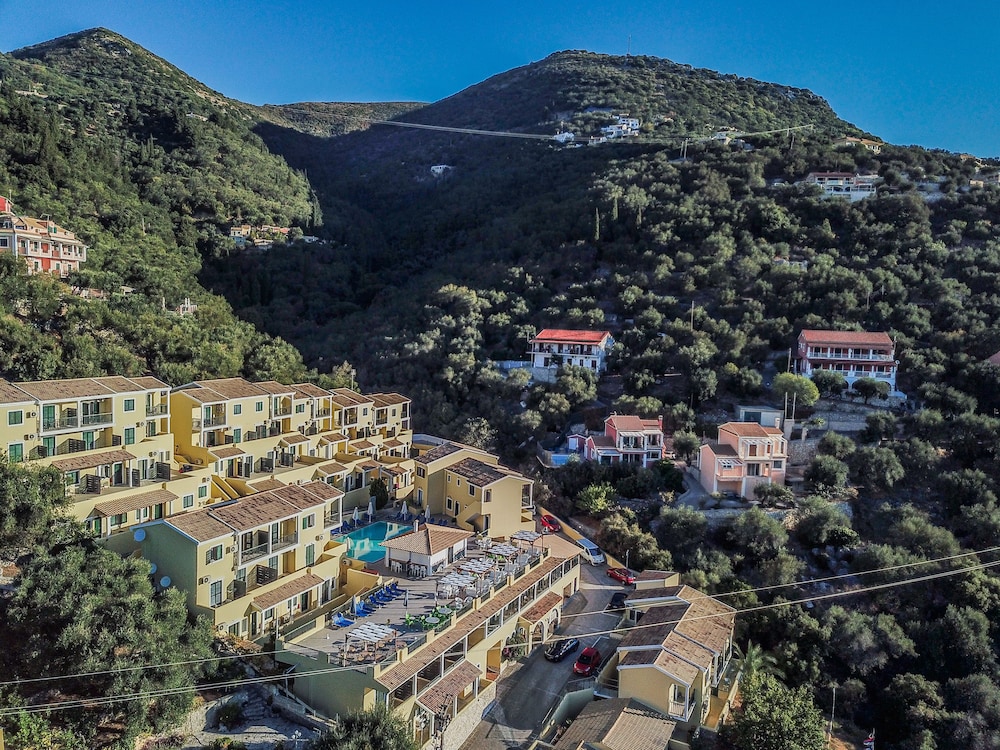 Corfu Aqua Nisaki — Hotel building in Barbati, Ionian Islands