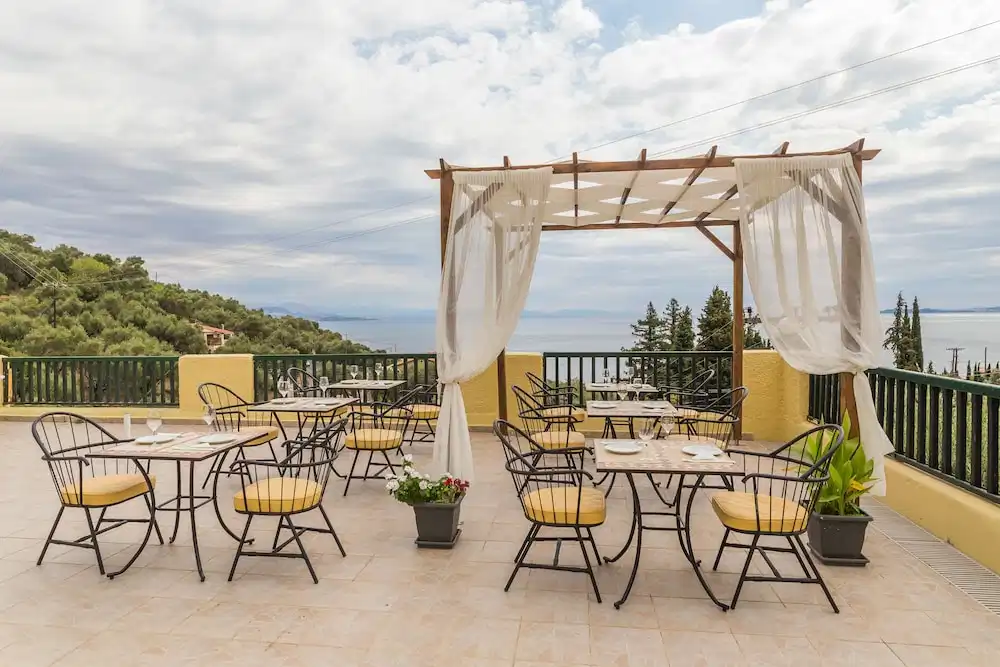 Corfu Aqua Nisaki — Restaurant in Barbati, Ionian Islands