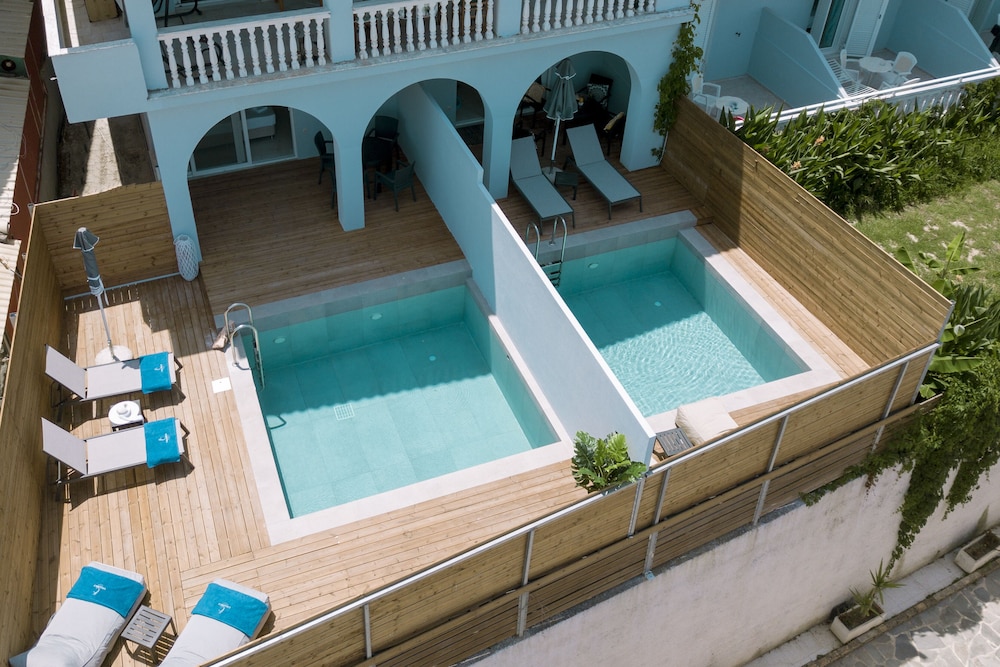Callinica Hotel — Swimming pool in Tsilivi, Ionian Islands