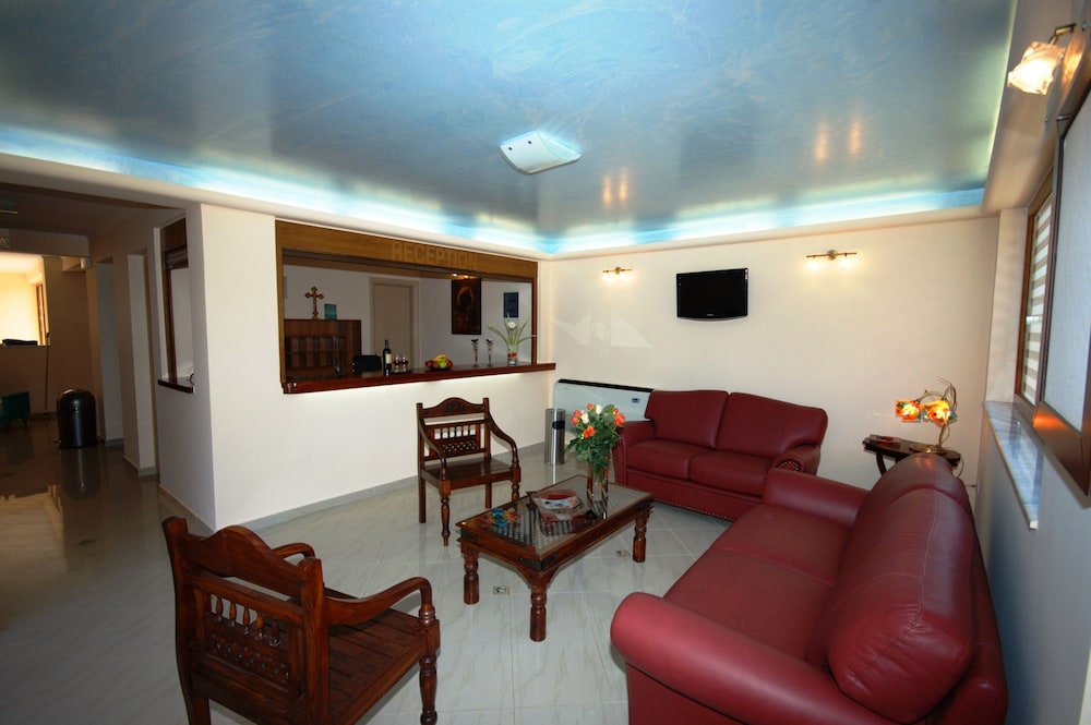 Anastazia Hotel — Hotel rooms in Poros, Ionian Islands