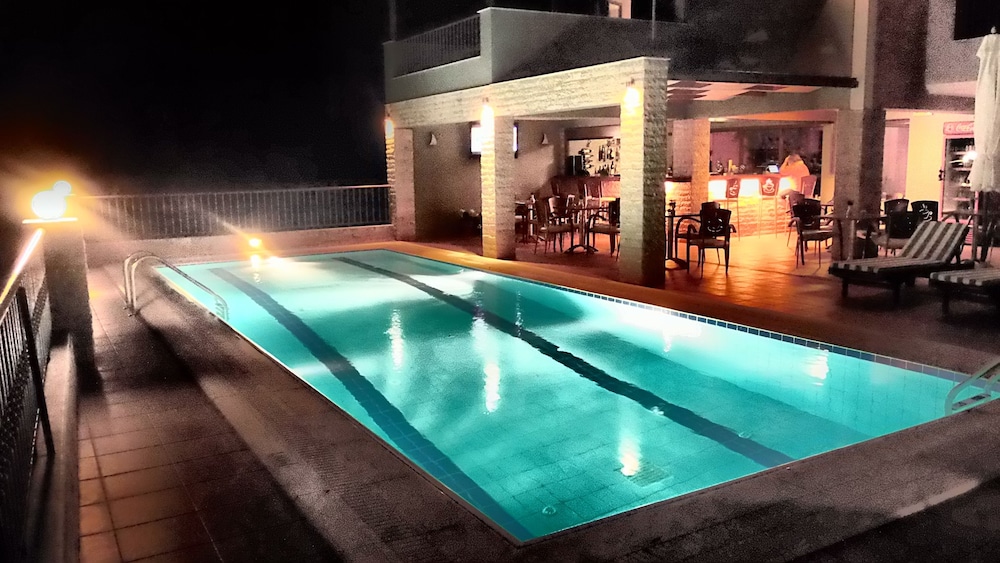 Anastazia Hotel — Swimming pool in Poros, Ionian Islands