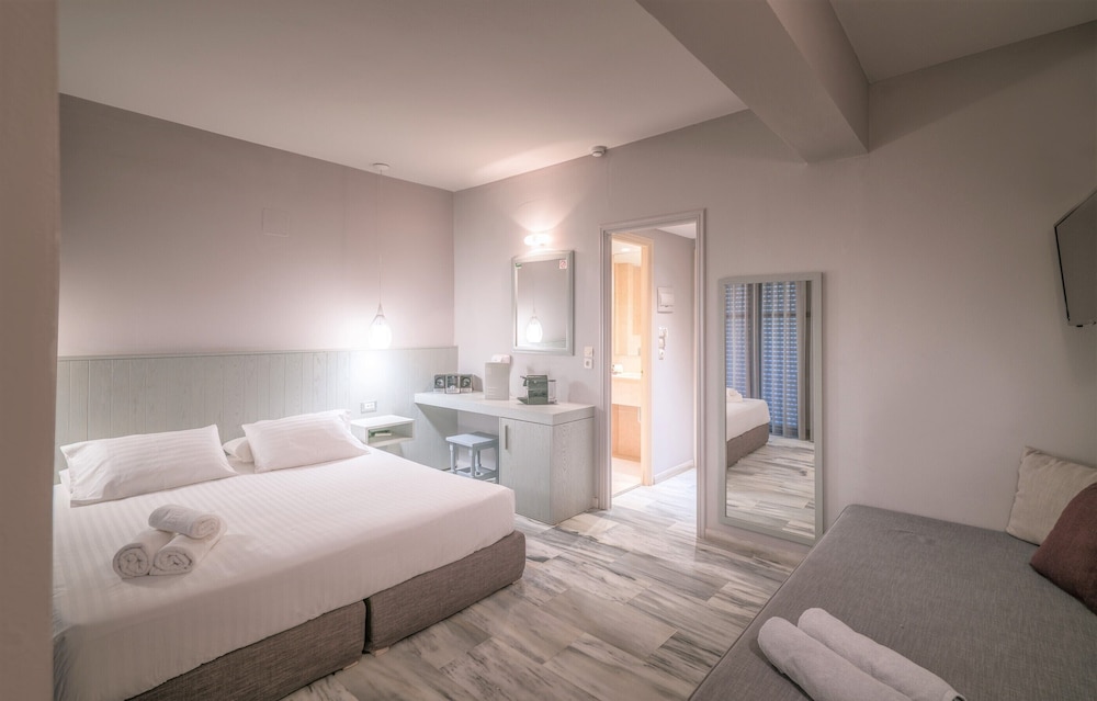 Castelli Hotel Adults Only - All Inclusive — Hotel rooms in Laganas, Ionian Islands
