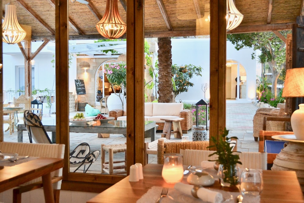 Caesars Gardens Hotel & Spa - Adults Only — Restaurant & bars in Lindos, South Aegean
