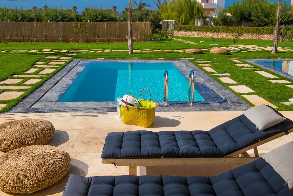 SunVillage Boutique Hotel — Swimming pool in Malia