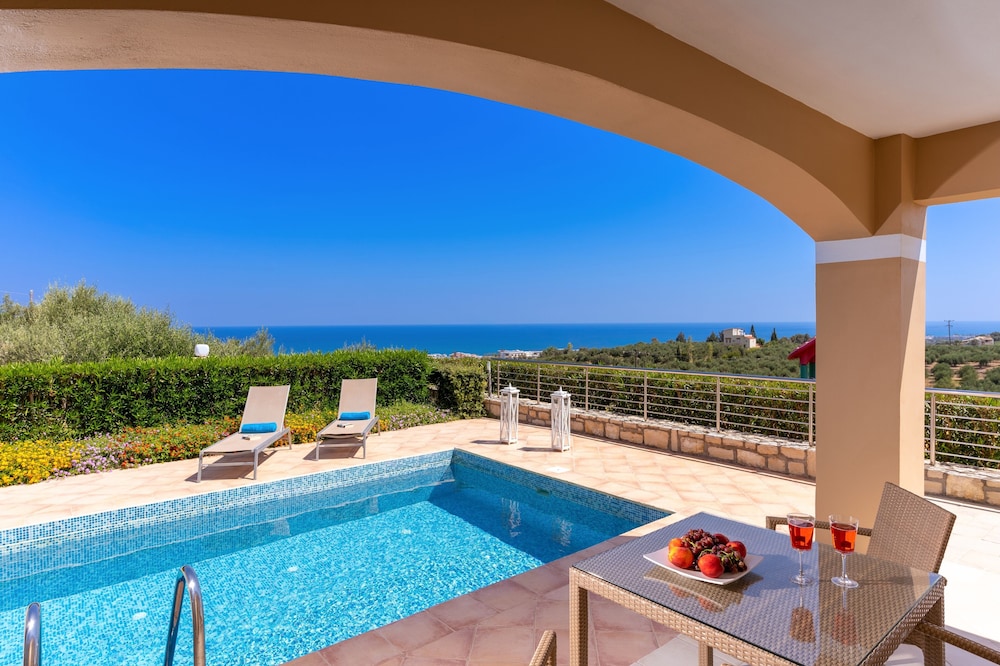 Carme Villas — Main photo in Rethymnon