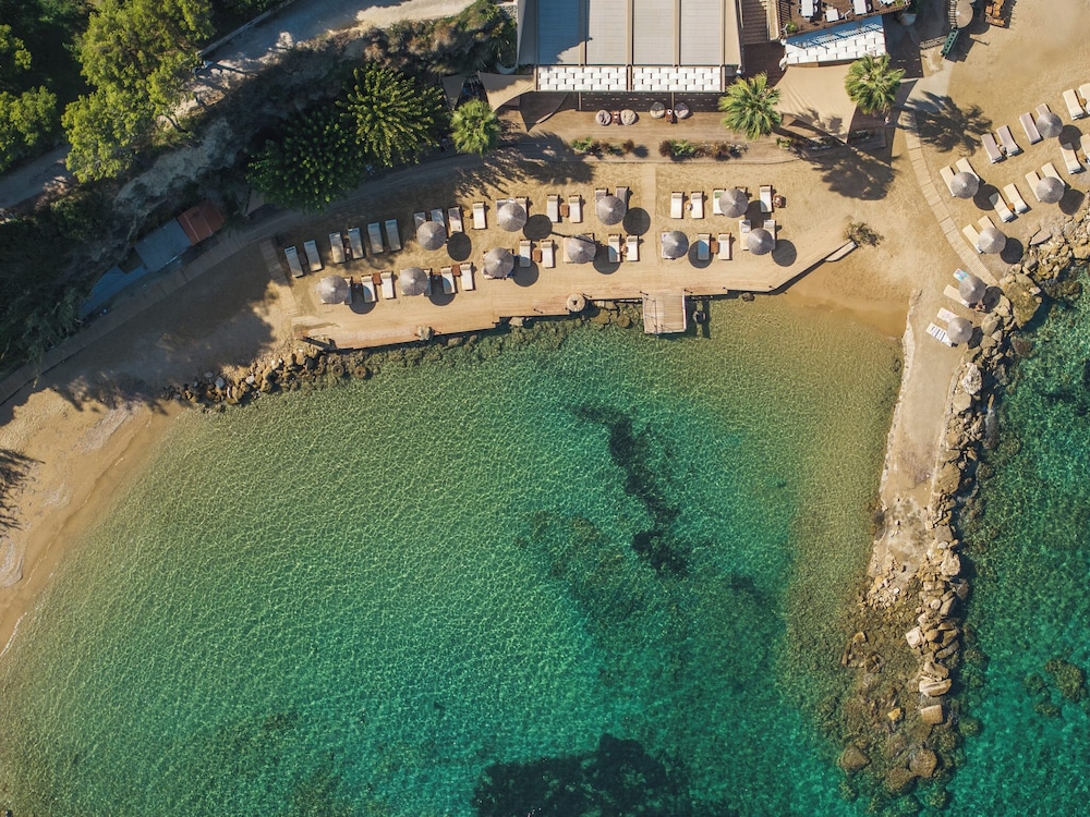 Alexandra Beach Resort & Spa — Beach in Tsilivi, Ionian Islands