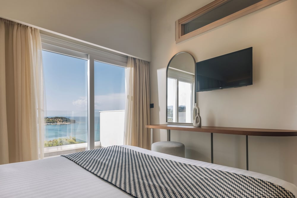 Alexandra Beach Resort & Spa — Hotel rooms in Tsilivi, Ionian Islands
