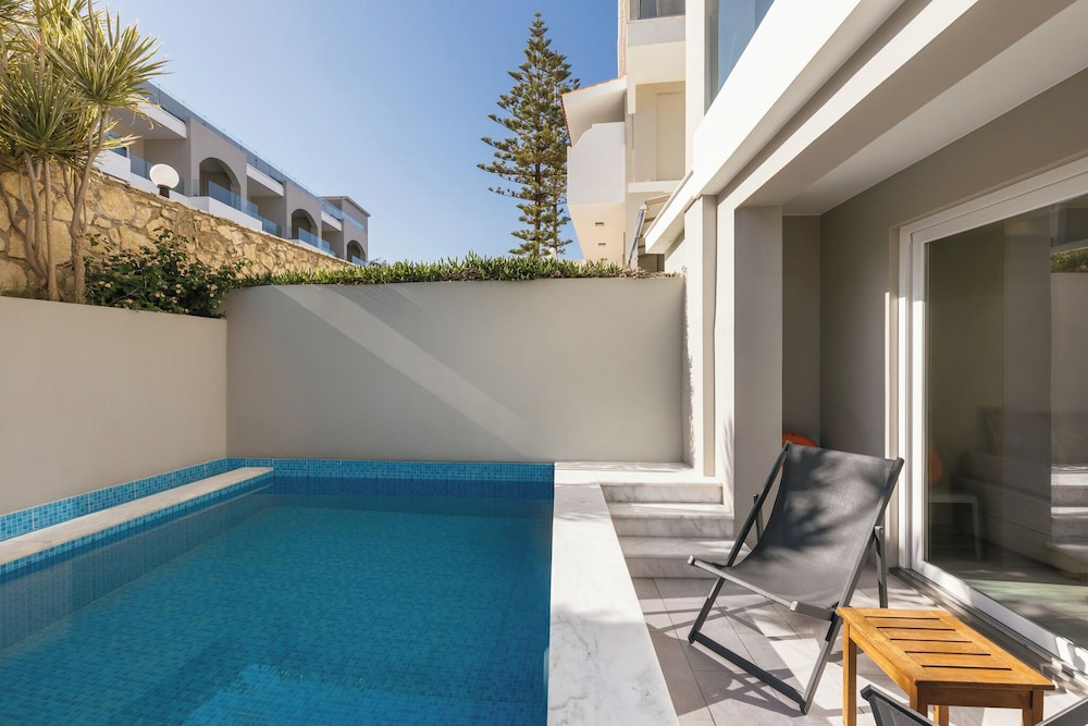 Alexandra Beach Resort & Spa — Swimming pool in Tsilivi, Ionian Islands