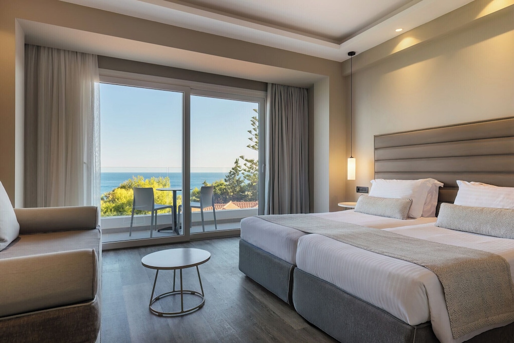 Alexandra Beach Resort & Spa — Hotel rooms in Tsilivi, Ionian Islands