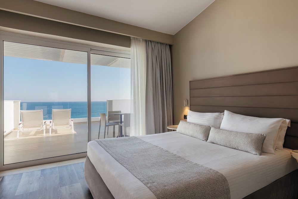 Alexandra Beach Resort & Spa — Hotel rooms in Tsilivi, Ionian Islands