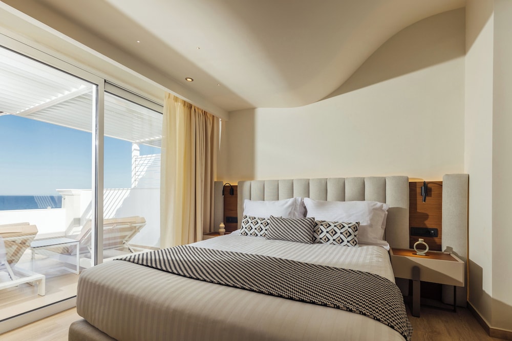 Alexandra Beach Resort & Spa — Hotel rooms in Tsilivi, Ionian Islands