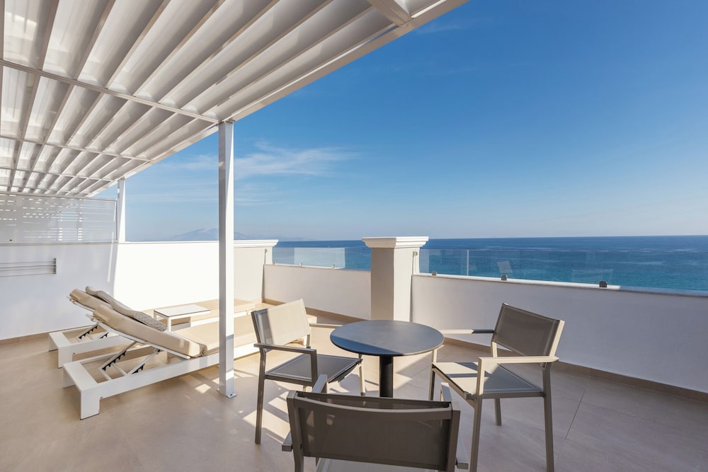 Alexandra Beach Resort & Spa — Hotel rooms in Tsilivi, Ionian Islands