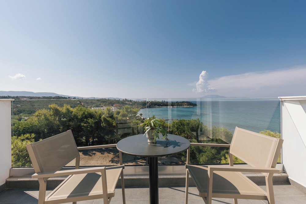 Alexandra Beach Resort & Spa — Hotel rooms in Tsilivi, Ionian Islands