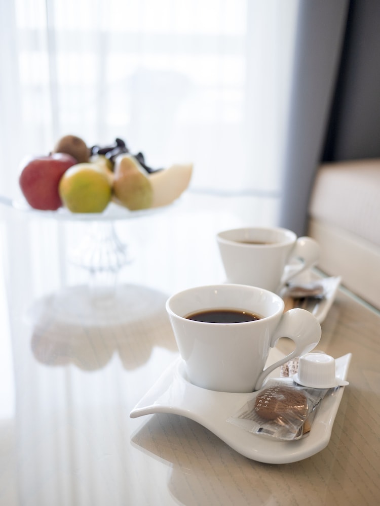 Athineon Hotel — Hotel rooms in Rhodes Town, South Aegean