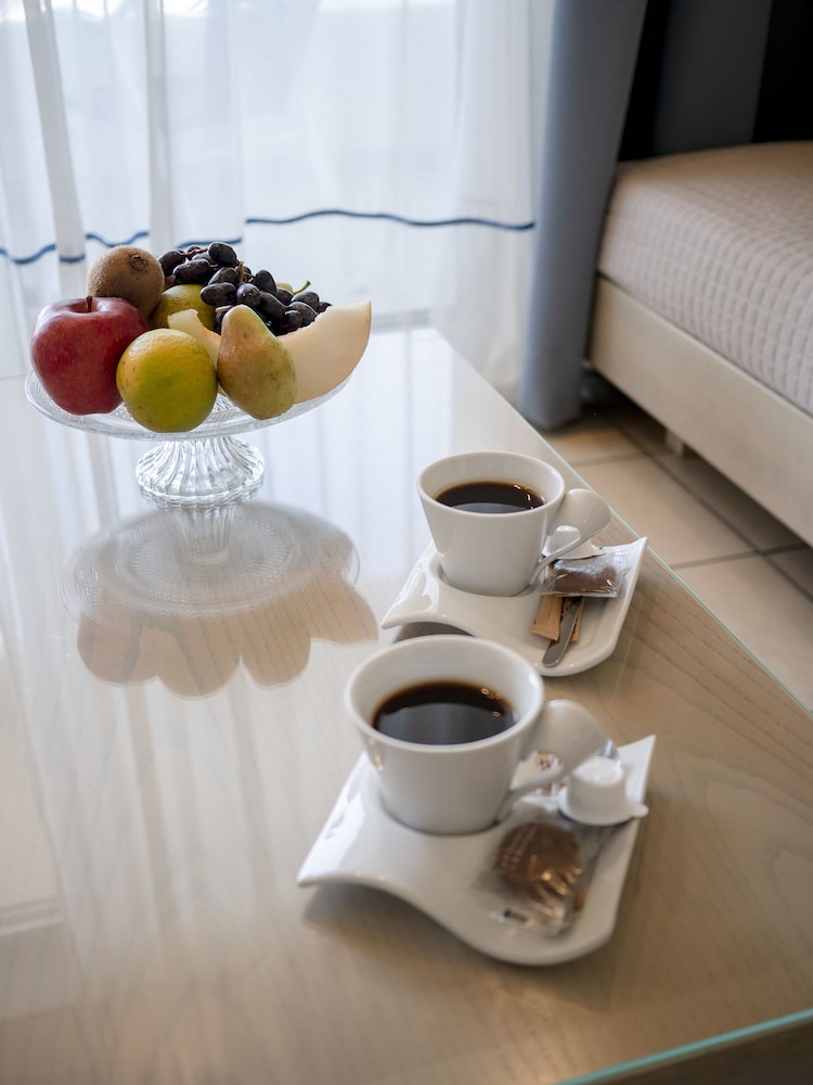 Athineon Hotel — Hotel rooms in Rhodes Town, South Aegean