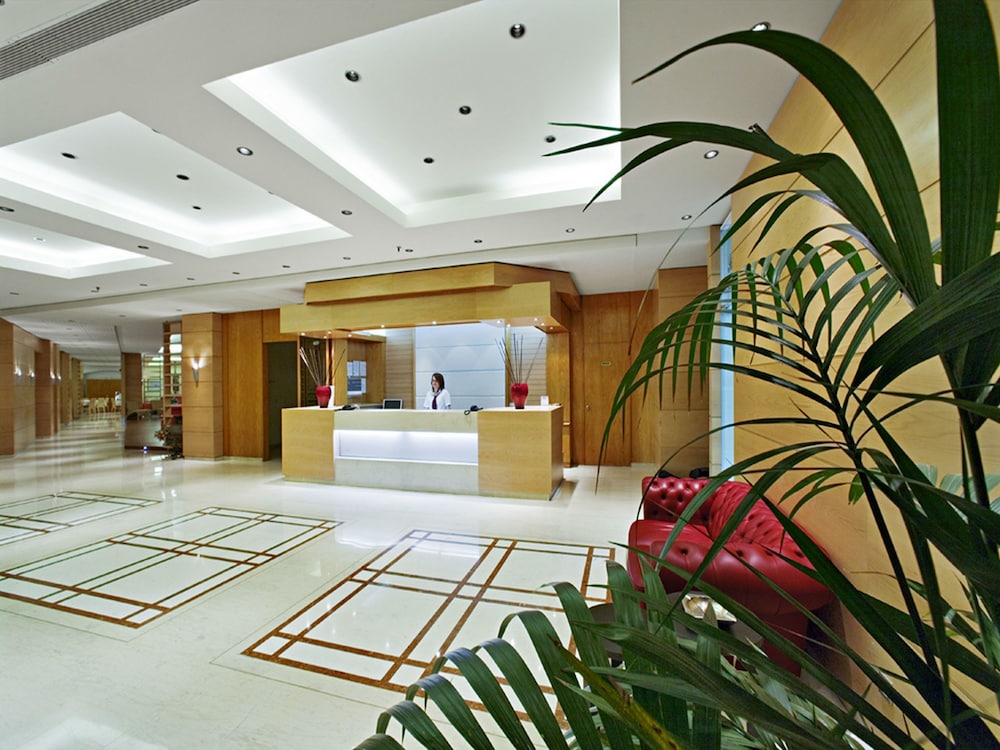 Athineon Hotel — Hotel building in Rhodes Town, South Aegean