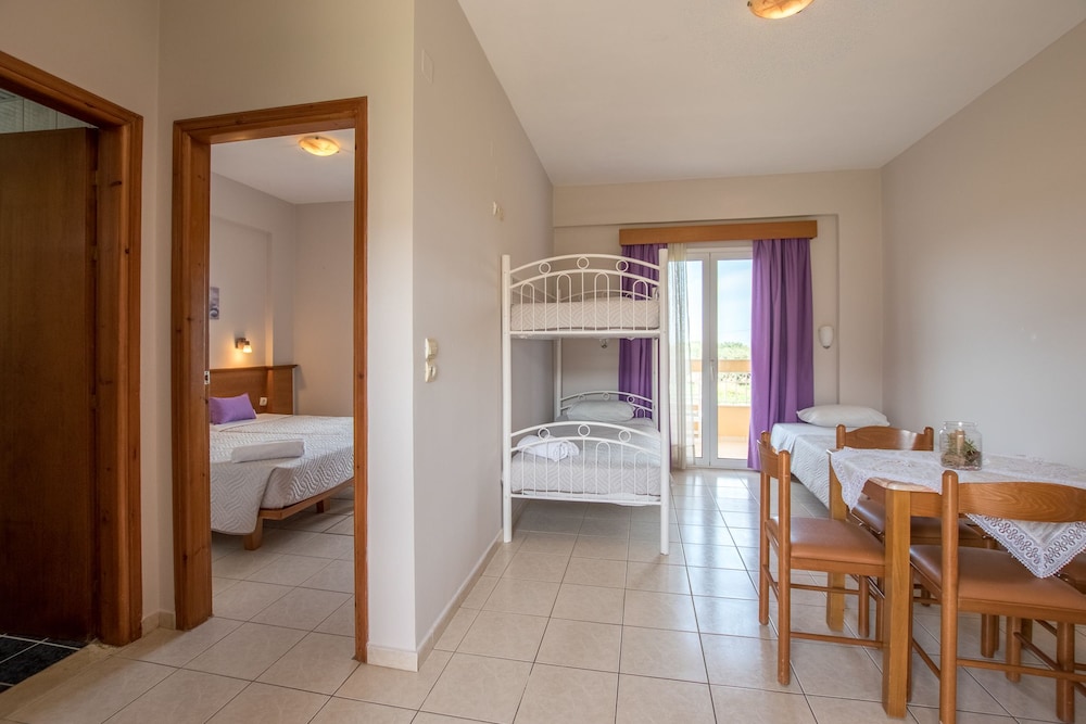 Danelis Studios and Apartments — Hotel rooms in Malia