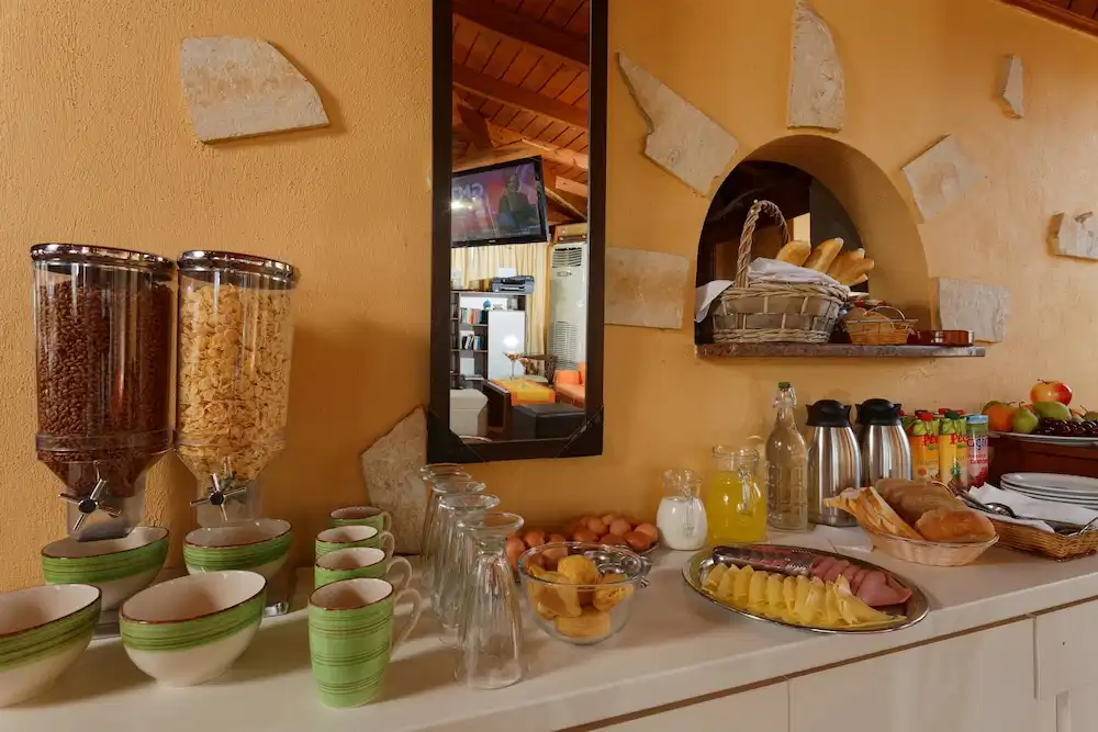 Danelis Studios and Apartments — Restaurant & bars in Malia
