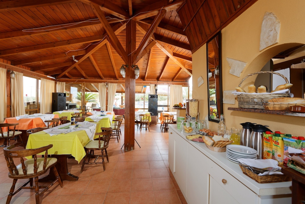 Danelis Studios and Apartments — Restaurant & bars in Malia