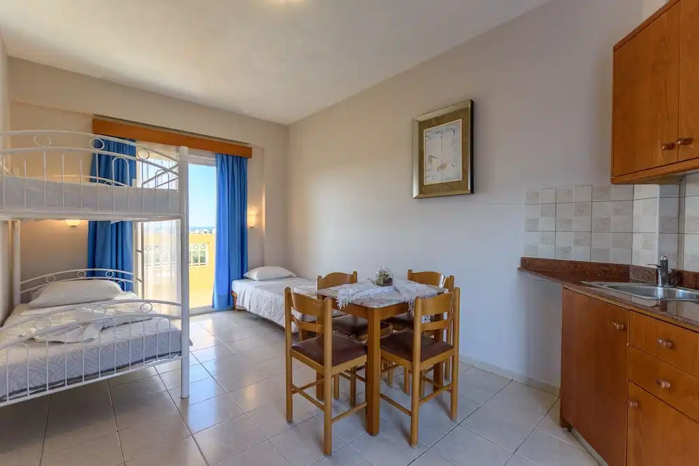 Danelis Studios and Apartments — Hotel rooms in Malia