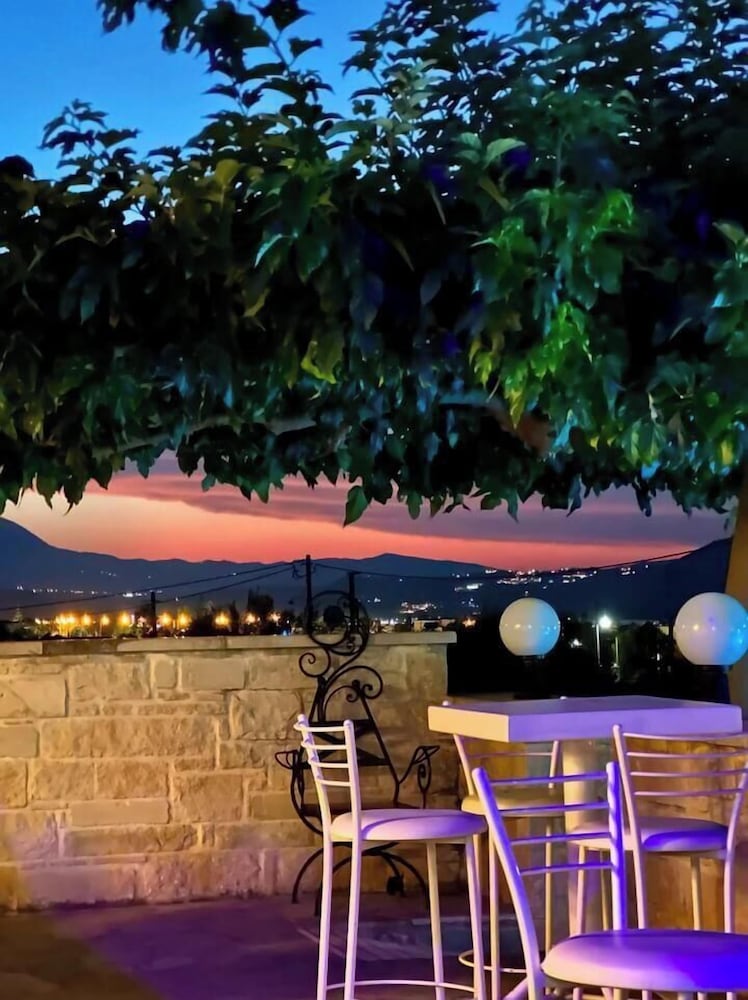 Palladion — Restaurant & bars in Georgioupolis