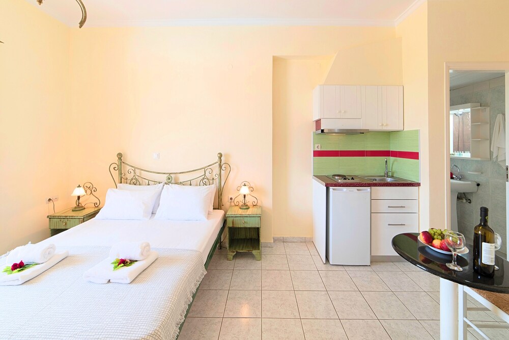 Palladion — Hotel rooms in Georgioupolis