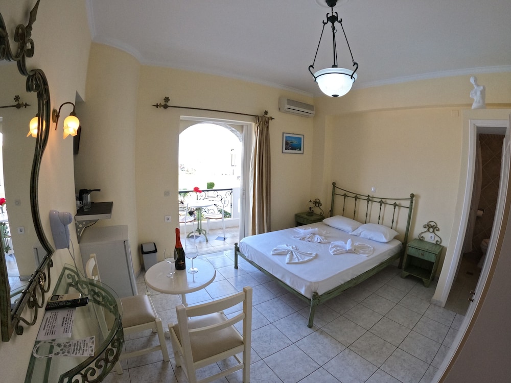 Palladion — Hotel rooms in Georgioupolis