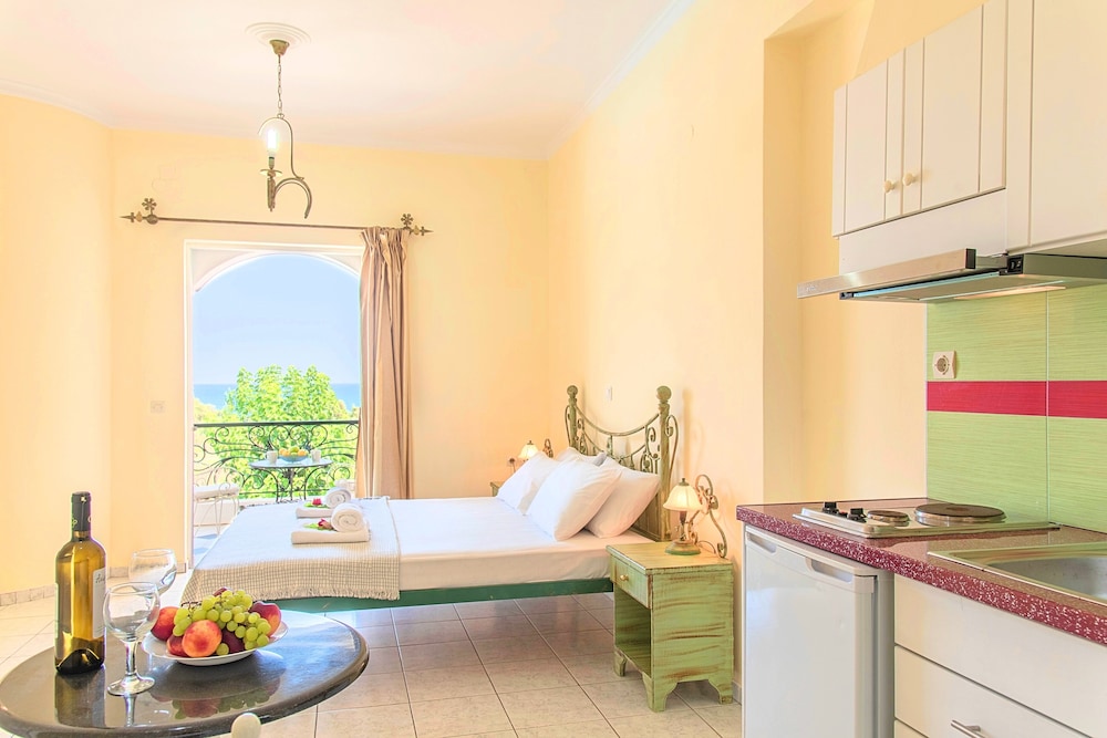 Palladion — Hotel rooms in Georgioupolis