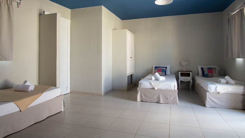 Golden Sun — Hotel rooms in Malia