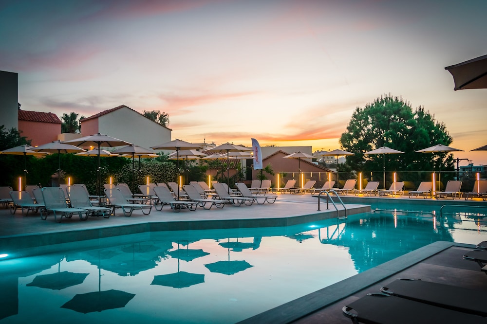 Dream Village — Swimming pool in Hersonissos