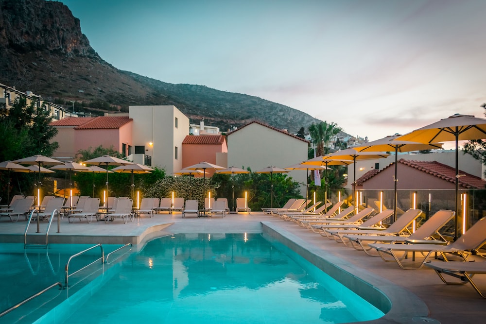 Dream Village — Swimming pool in Hersonissos