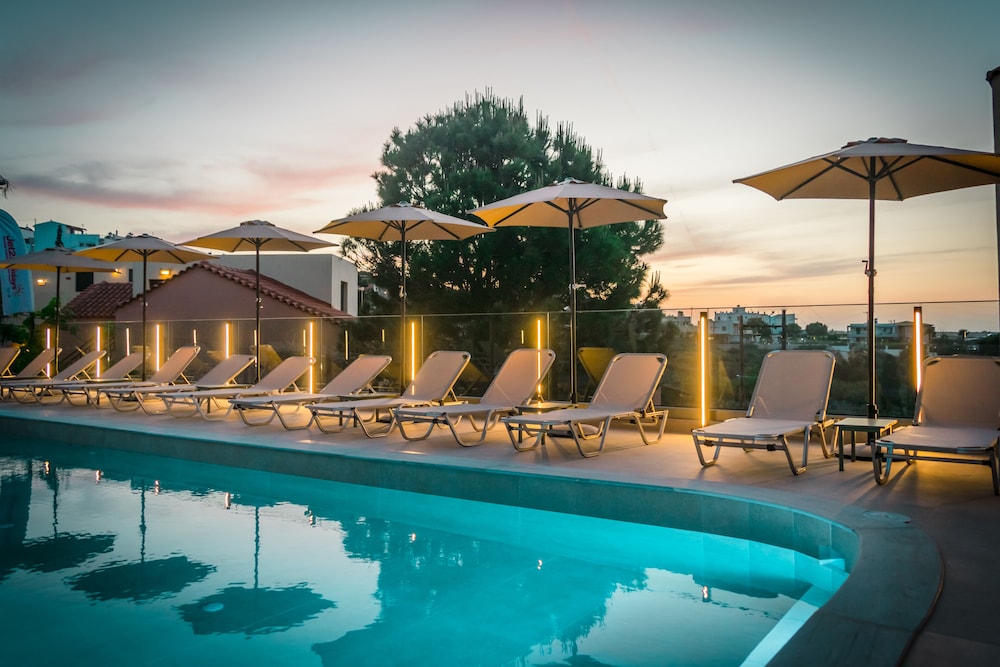 Dream Village — Swimming pool in Hersonissos