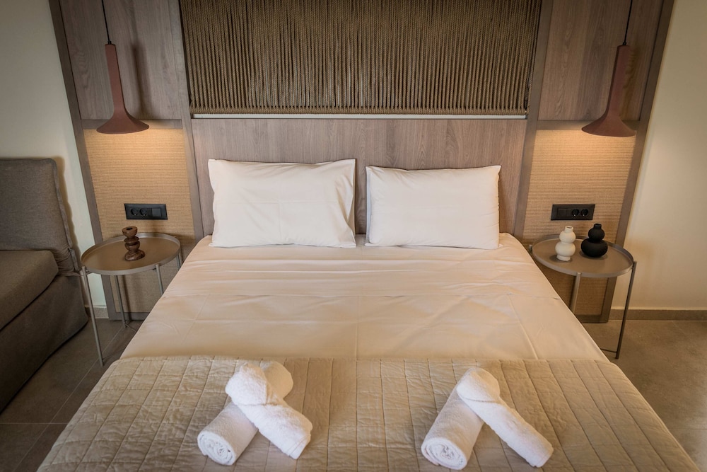 Dream Village — Hotel rooms in Hersonissos