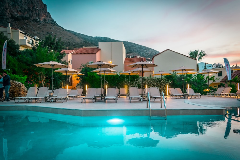 Dream Village — Swimming pool in Hersonissos