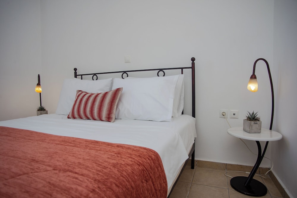 Liberatos Village — Hotel rooms in Lassi, Ionian Islands