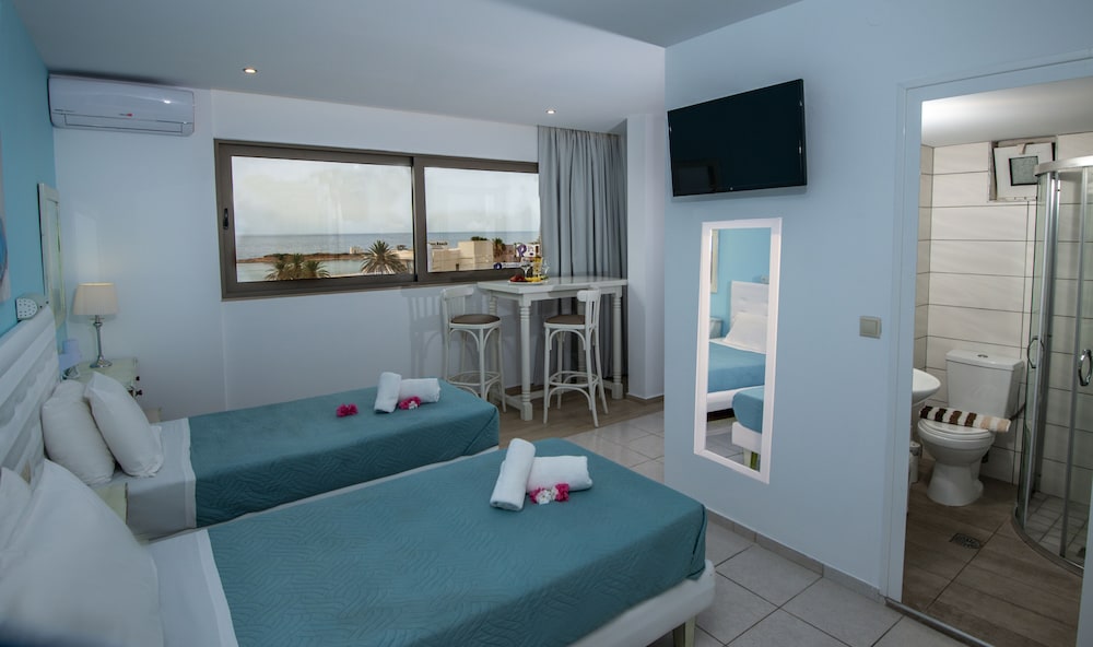 Kastro Beach Apartments — Hotel rooms in Malia