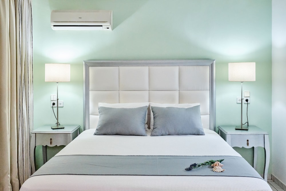 Villa Mare Monte — Hotel rooms in Malia