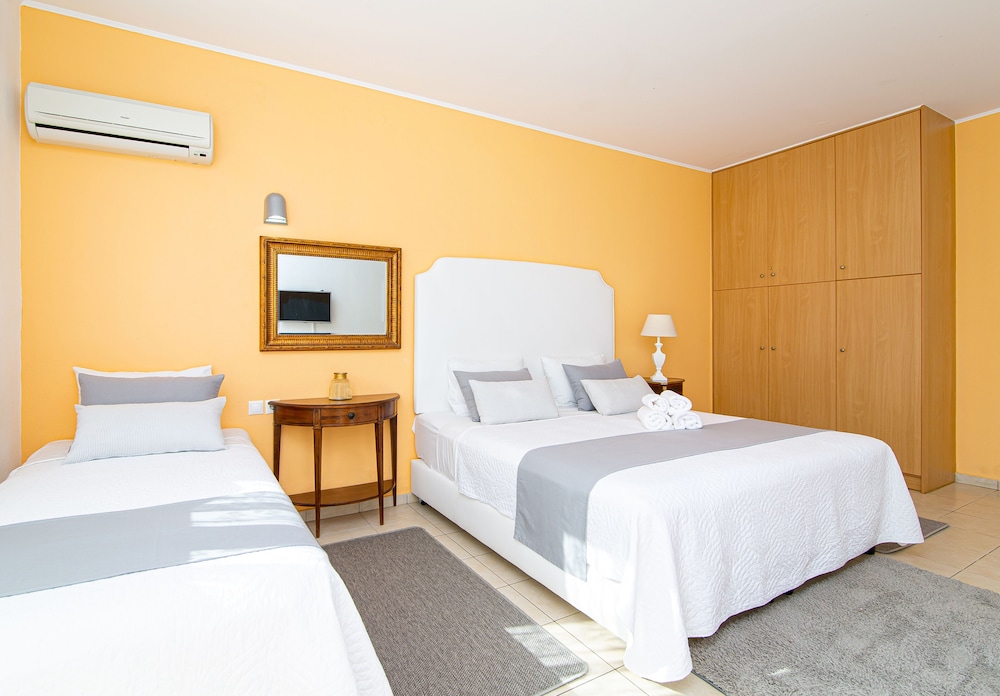 Villa Mare Monte — Hotel rooms in Malia