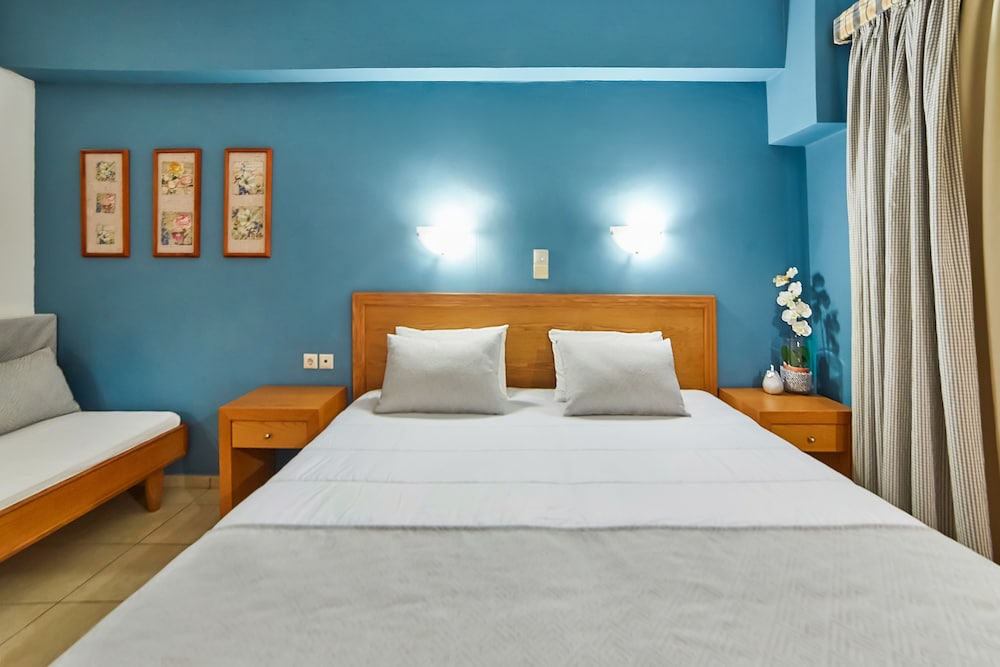Villa Mare Monte — Hotel rooms in Malia