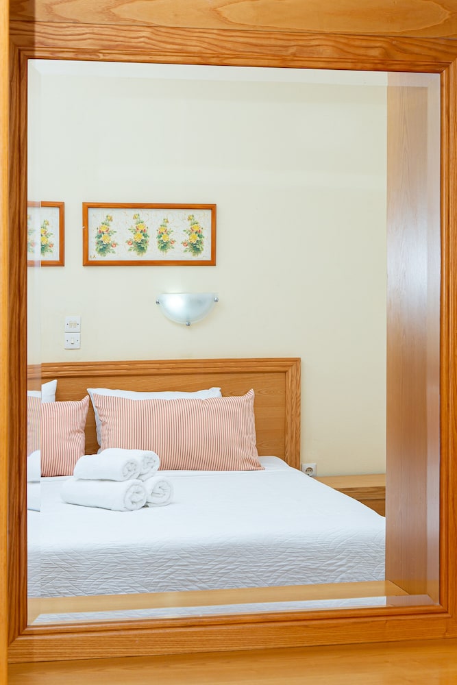 Villa Mare Monte — Hotel rooms in Malia