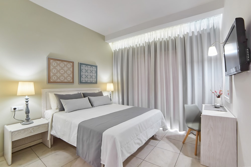 Villa Mare Monte — Hotel rooms in Malia