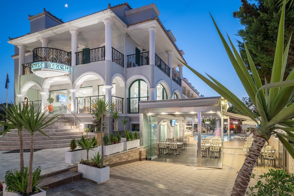 Denise Beach Hotel — Hotel building in Laganas, Ionian Islands