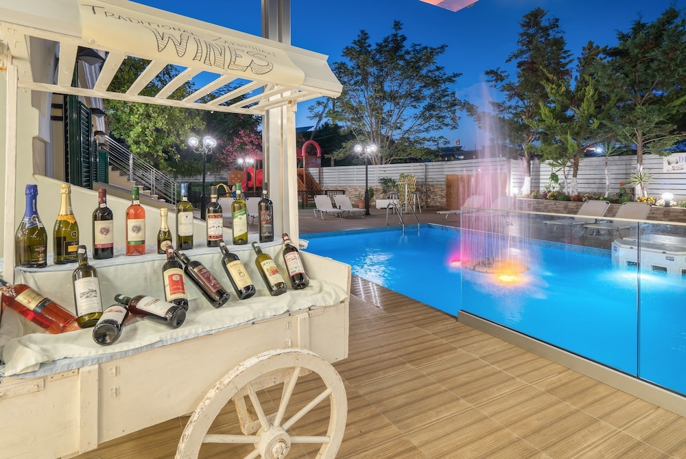 Denise Beach Hotel — Swimming pool in Laganas, Ionian Islands